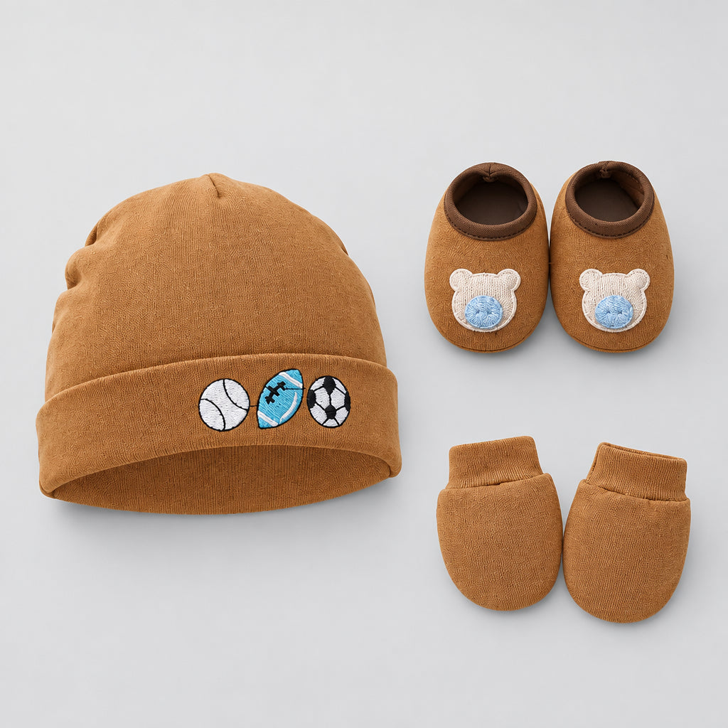 Soft cotton baby gloves and foot covers for newborns